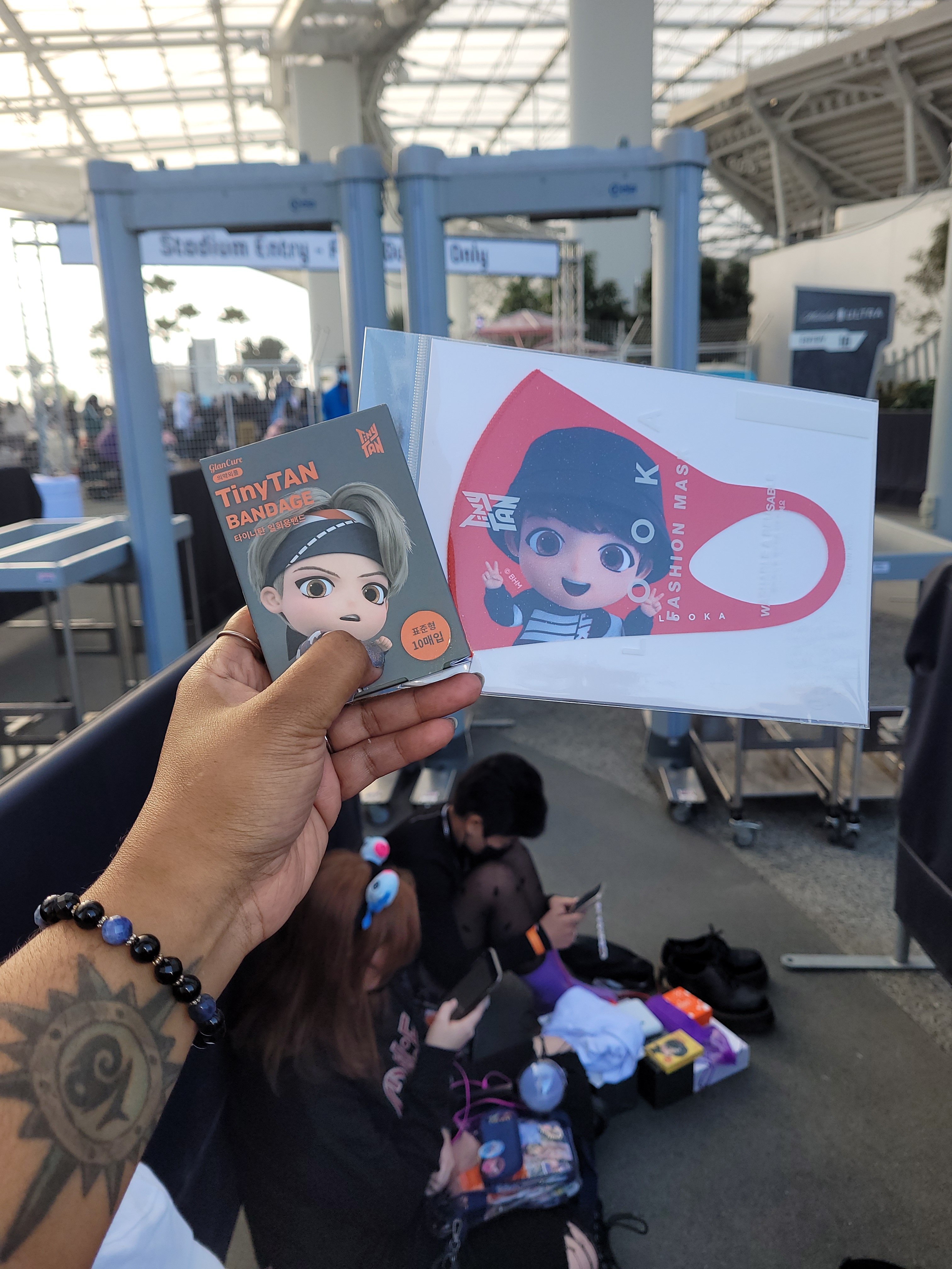 FFjotRJVQAILQUB?format=jpg&name=4096x4096