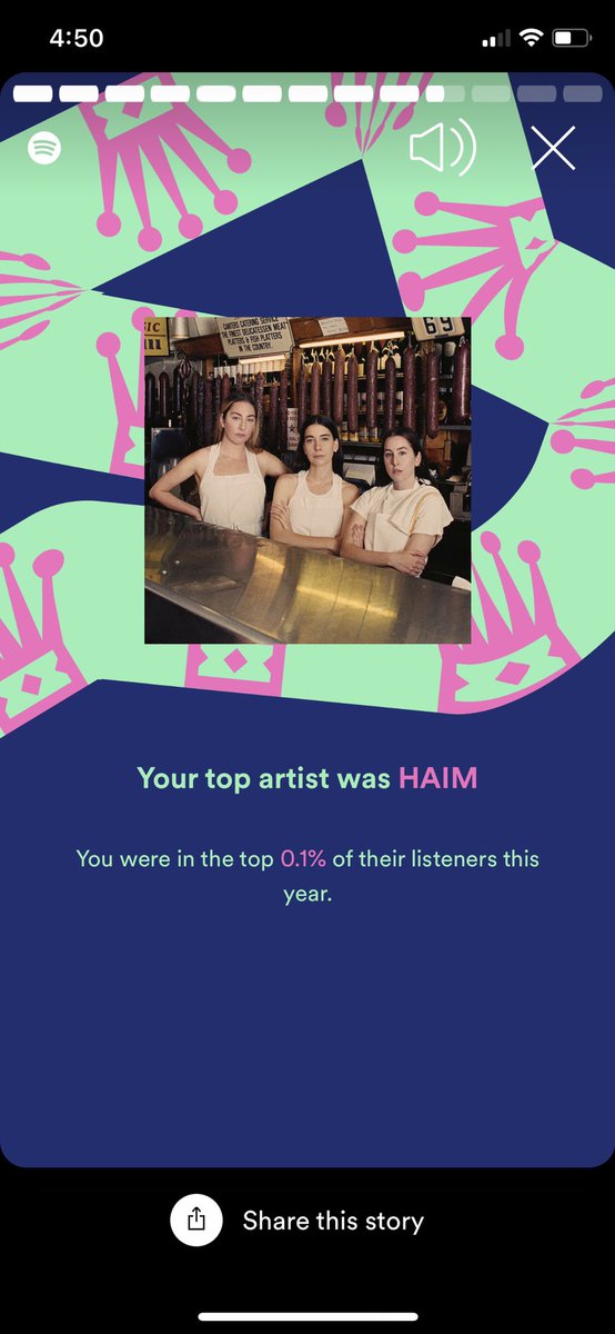 AlissaGreen's tweet photo. @HAIMtheband I seem to be one of your biggest fans! Hope you play Chicago soon 🥳 https://t.co/jRm8HKPegP