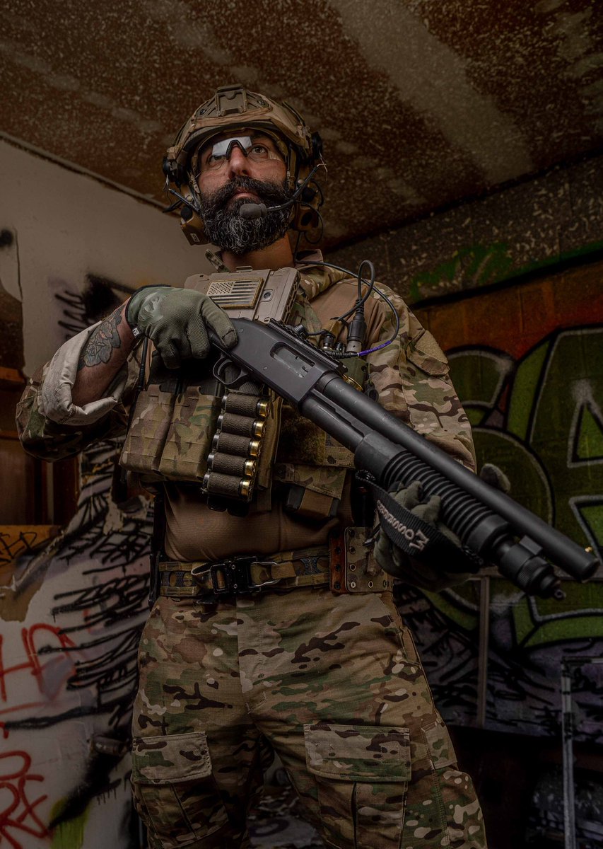 Secure the perimeter. #Mossberg #Mossberg590