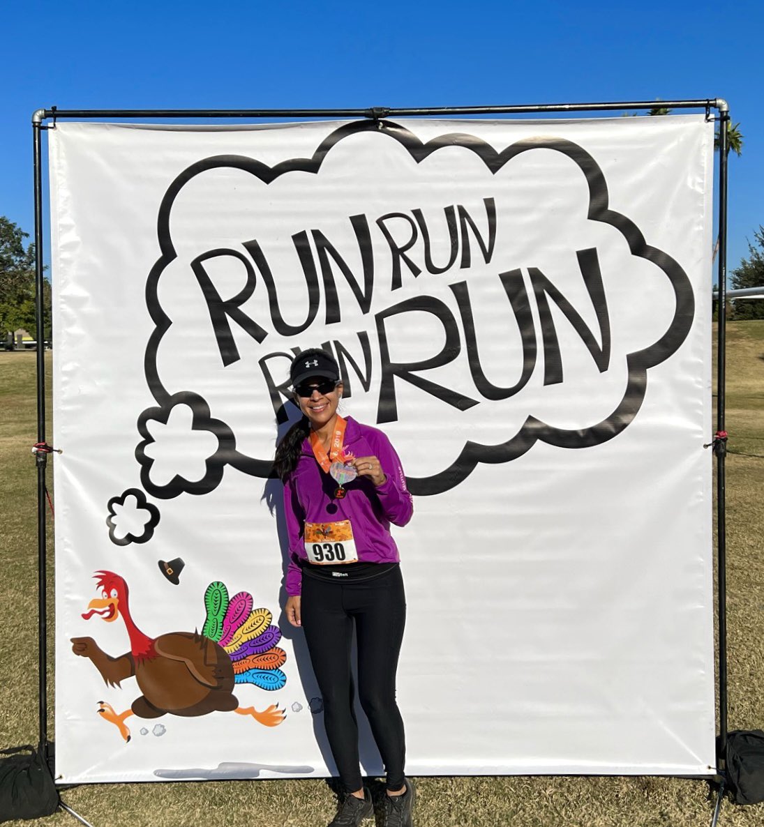 Marce_AZ's tweet photo. Here’s my ‘four-day running update’ 😂
Sat: 10K Leftovers Run + 1st Place AG 😊🙌🏼
Sun: 7 trail miles ✅ 
Mon: 5 tm ✅ 
Tue: 7.5 tm ✅ 
November was a great month! Looking forward to Dec. and this gorgeous weather! 👌🏼🌵⛰ #RunHappy #Run #Arizona #TrailRun #LifeInAZ https://t.co/U8Y9umJLdA
