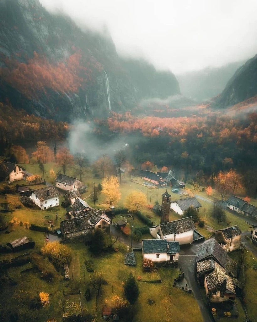 mtmendozahn's tweet photo. #Suiza #Swizerland 🇨🇭 #LovelyPlaces #MagnificViews #AmazingPlaces #BeautifulPlaces #AwesomePlaces #ImpressivePlaces #HeavenlyPlaces #LovelyPlaces #GorgeousPlaces #InstaPlaces #InstaMomments #InstaFollow #InstaPhoto #InstaPhotos #InstaTravel #InstaPics #InstaPicture #InstaPic… https://t.co/SsPFRkEyur