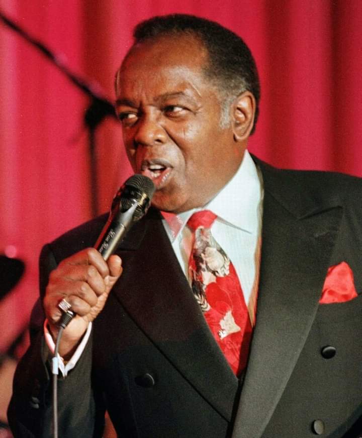Happy Birthday to the late great Lou Rawls. 