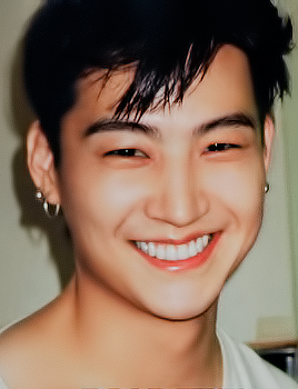 jaebumpics's tweet photo. the cutest in low quality ✨ https://t.co/FNYC0Xlh4O