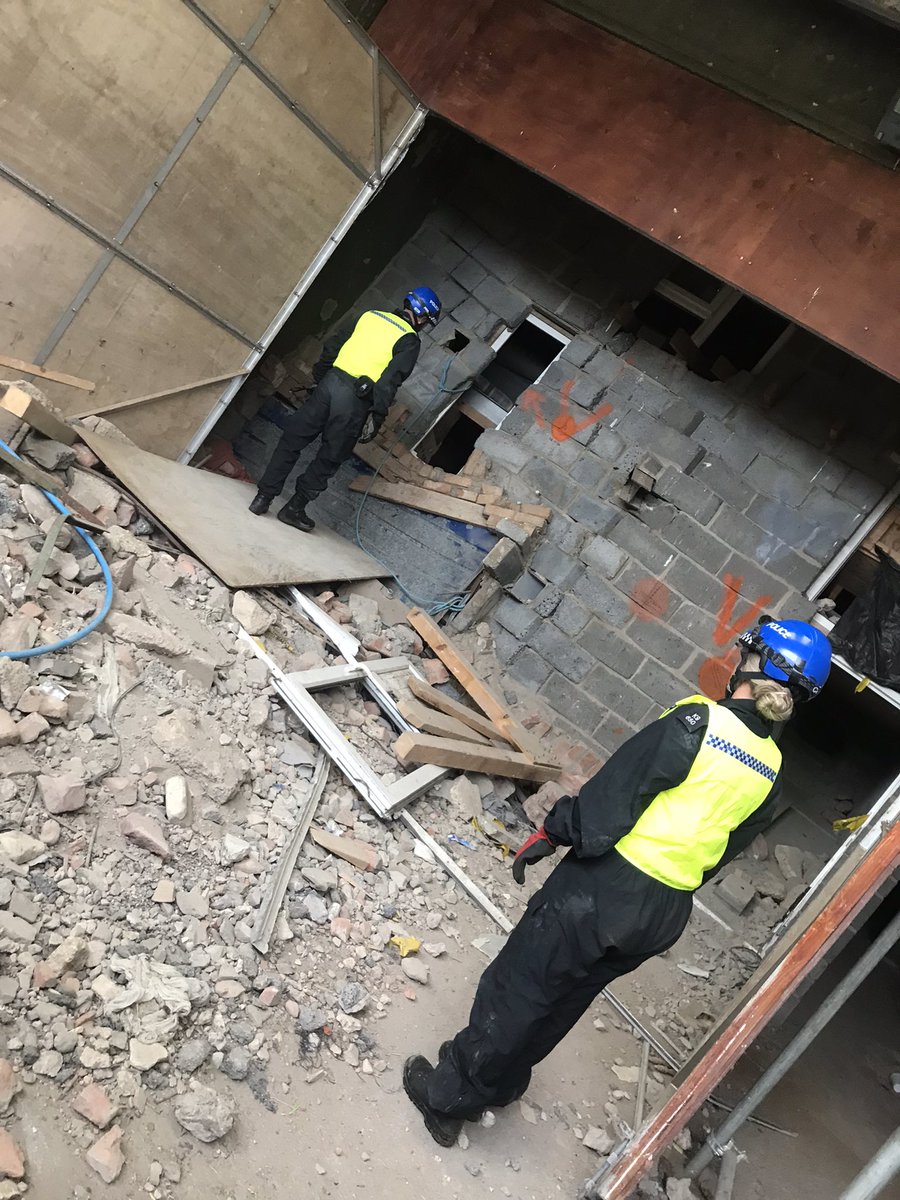 TWFRS_USAR_Dogs's tweet photo. #Great days training with @npdogsection at @Lincs_USAR with the new boy Merlin. https://t.co/eW7vCcGTcH