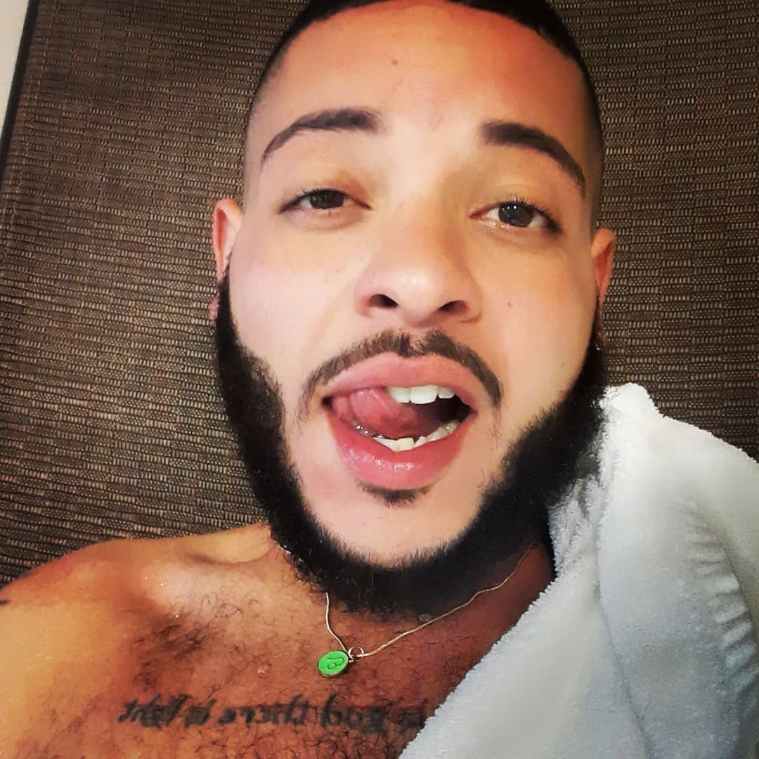 _IamVante's tweet photo. Poolside Papi 💦 https://t.co/lALtCKNH2w