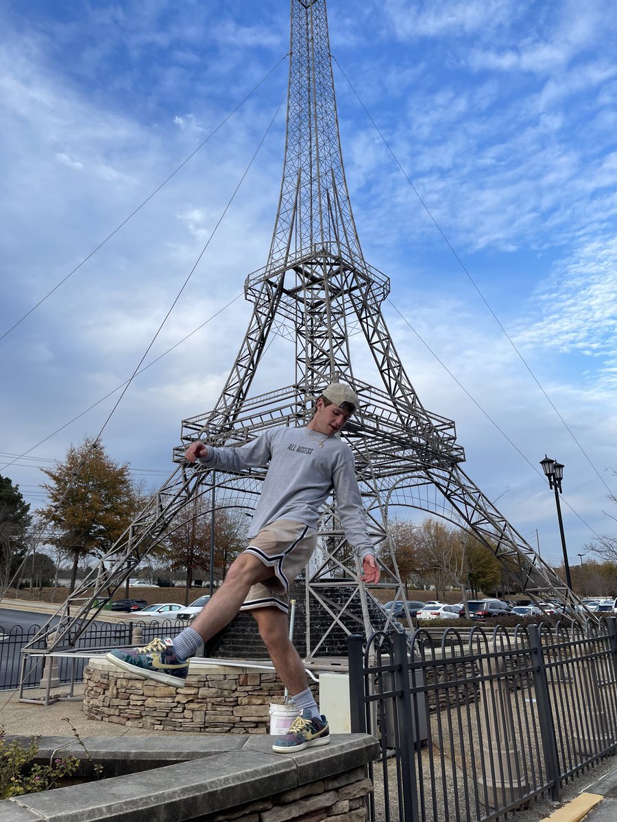 MattyBRaps's tweet photo. Paris in atl https://t.co/qTwNCSTjD9