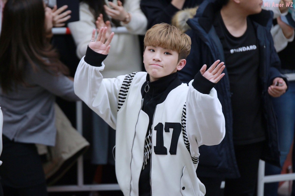 wooziuS2's tweet photo. 크와앙 https://t.co/AY4KK2KF7B