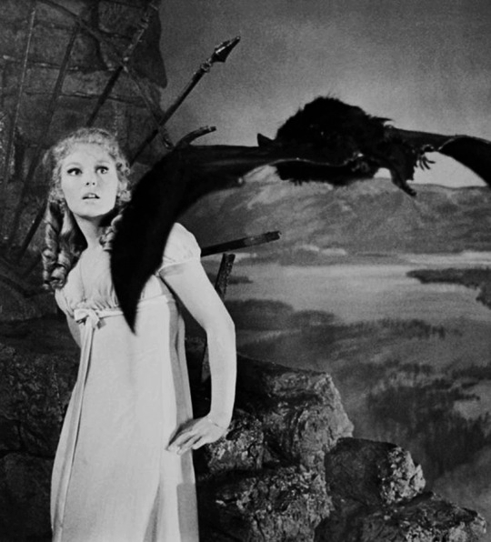 RT @el_zombo: Jenny Hanley as Sarah Framsen in Scars of Dracula 1970 
 #HammerFilm #gothic #vampire #retrohorror https://t.co/B9iEgRjzUd
