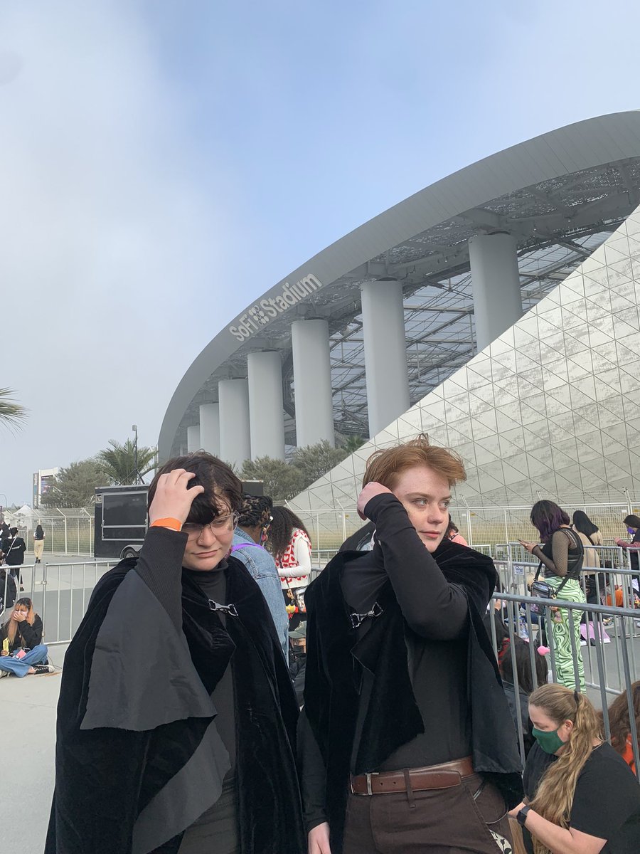 delacrocs2's tweet photo. #PTD_ON_STAGE_LA 
hehe (: https://t.co/zYSqsUBxCB