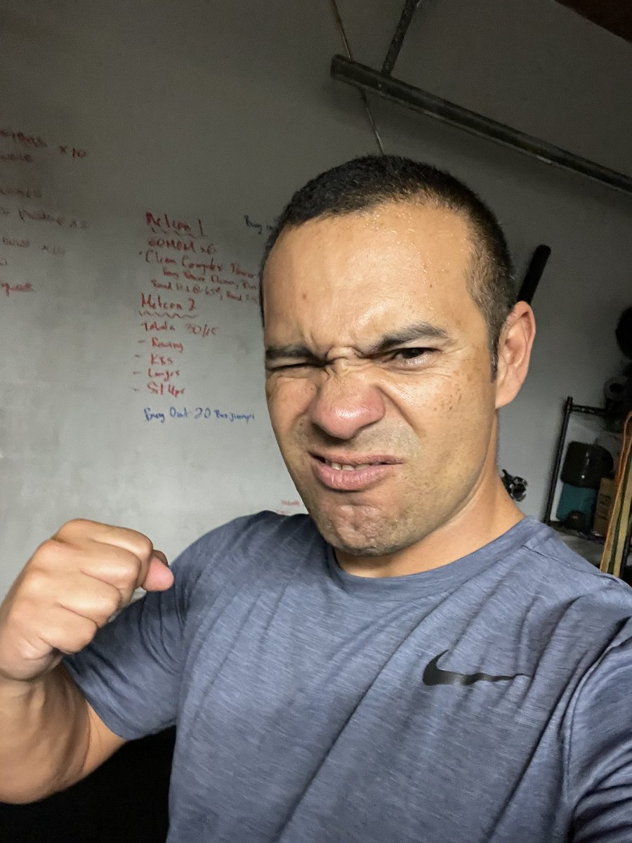 andres412's tweet image. Y arriba los feos que le dan con todo!!! #postworkout #weightlifting #cleancomplex