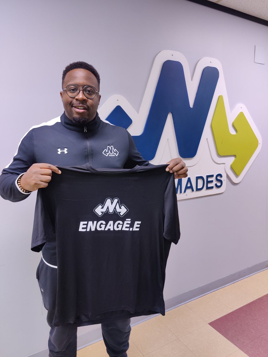 ALEXANDRE KÉNOL - NOUVEL ENTRAÎNEUR-CHEF DES NOMADES 

Les Nomades du Collège Montmorency souhaitent la bienvenue à Alexandre Kénol , nouvel entraîneur-chef de l’équipe de soccer féminin division 1. 
Bienvenue Alexandre! 
#GoNomades #DestinationExcellence