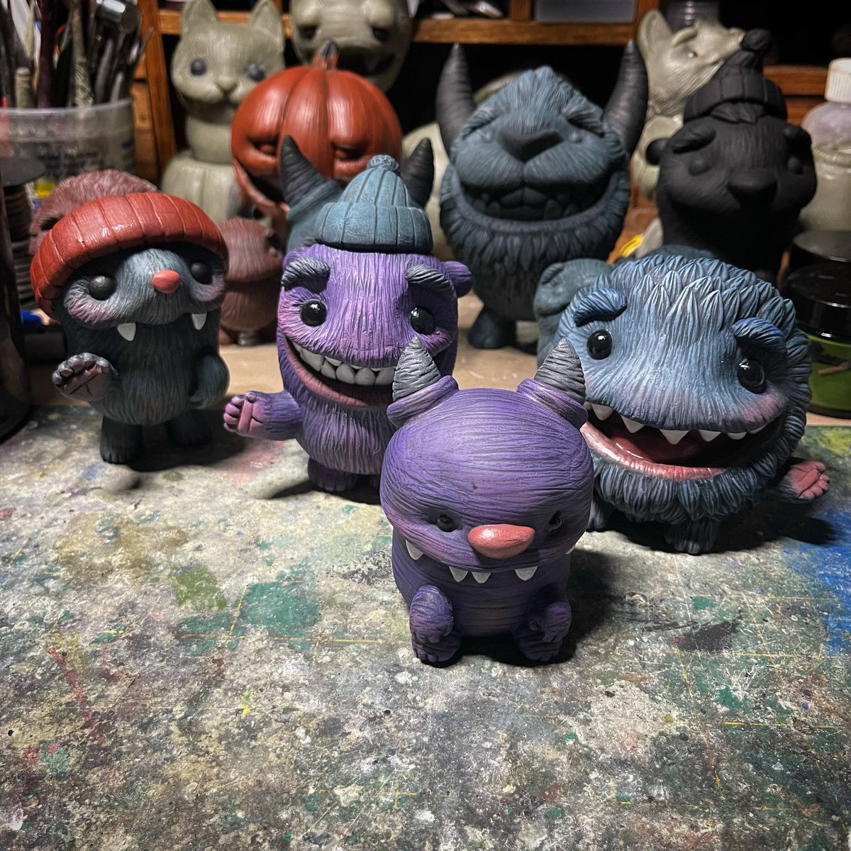 vanessa_ramirez's tweet photo. Didn’t get a chance to post much in the way of WIP with these but this was pre pretty pictures. #monsters #afterthefact #makingthethings https://t.co/hKHzzrACRD