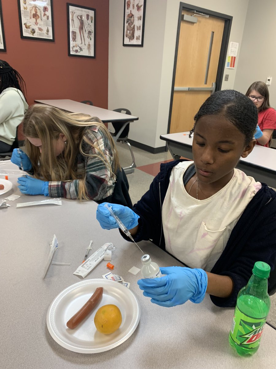 HCCAdothan's tweet photo. Healthcare students have been studying the Integumentary System and the proper administration of subcutaneous, intradermal, and intramuscular medications. #SoarinCTE https://t.co/ec6G48hIZm