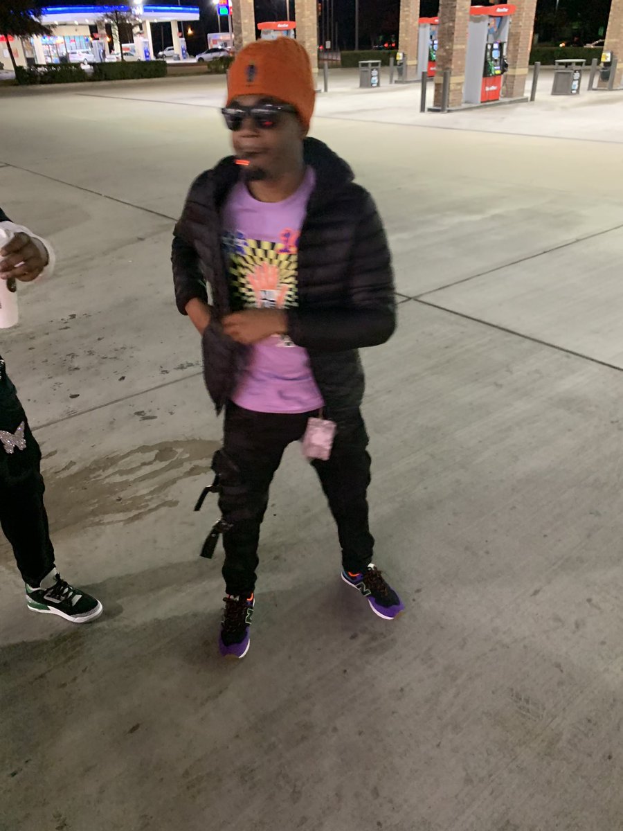 glokk4yungeen's tweet photo. Oh that’s how you coming GLOKK🐍😬…..okay #LLWes💙 #LLRell❤️ #4BG🌋 https://t.co/3JSumCK632