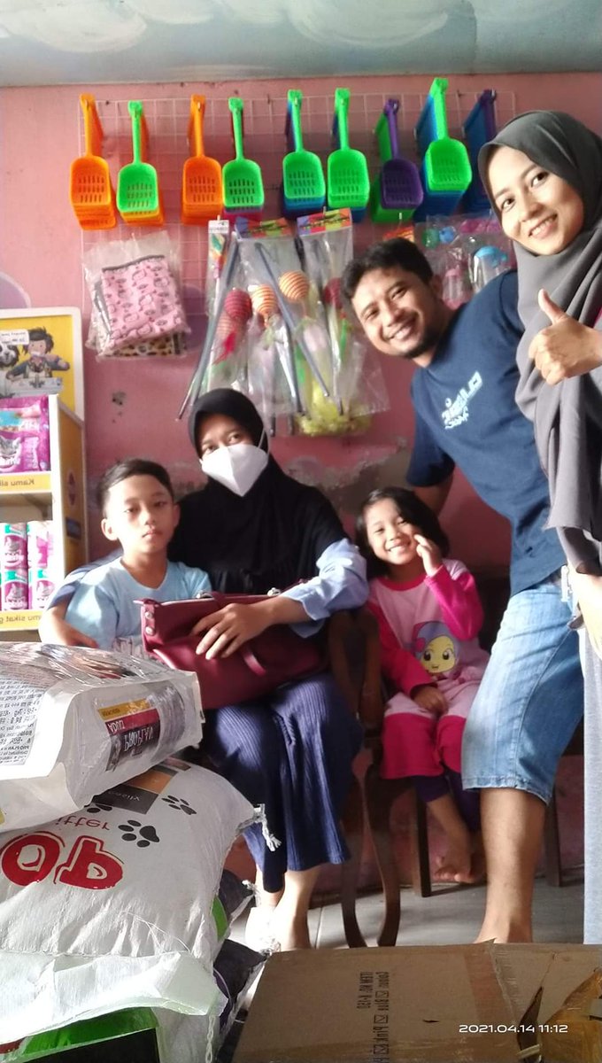 wanita biasa tweet media