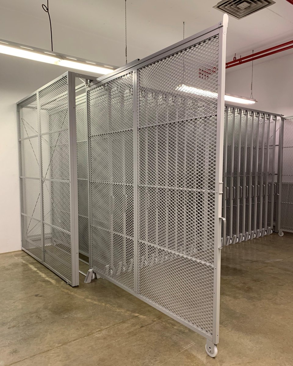 Montel_Storage's tweet image. Vroom, Vroom! 🚗💨

Check out our MODULART™ freestanding pull-out art screens  at The Indianapolis Motor Speedway Museum 🚘

Click here to learn more: bit.ly/Modulart-Montel

#innovationculture #mobileracking #mobilestorage
#DesignInspiration #museums #art