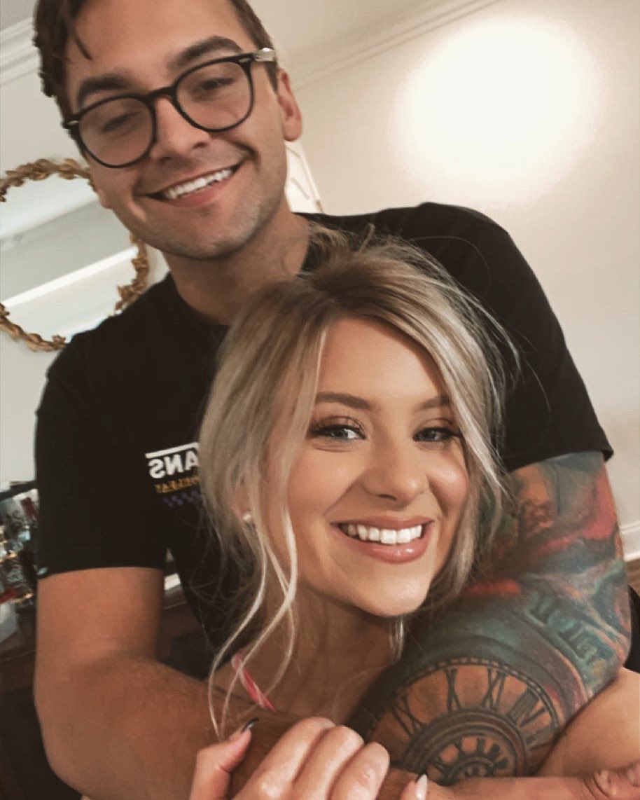 aliciaaakeyss's tweet photo. So blessed to have you in my life to keep me going every day. Thanks for being my bestie ❤️ I love you https://t.co/6ccvbnxKK0