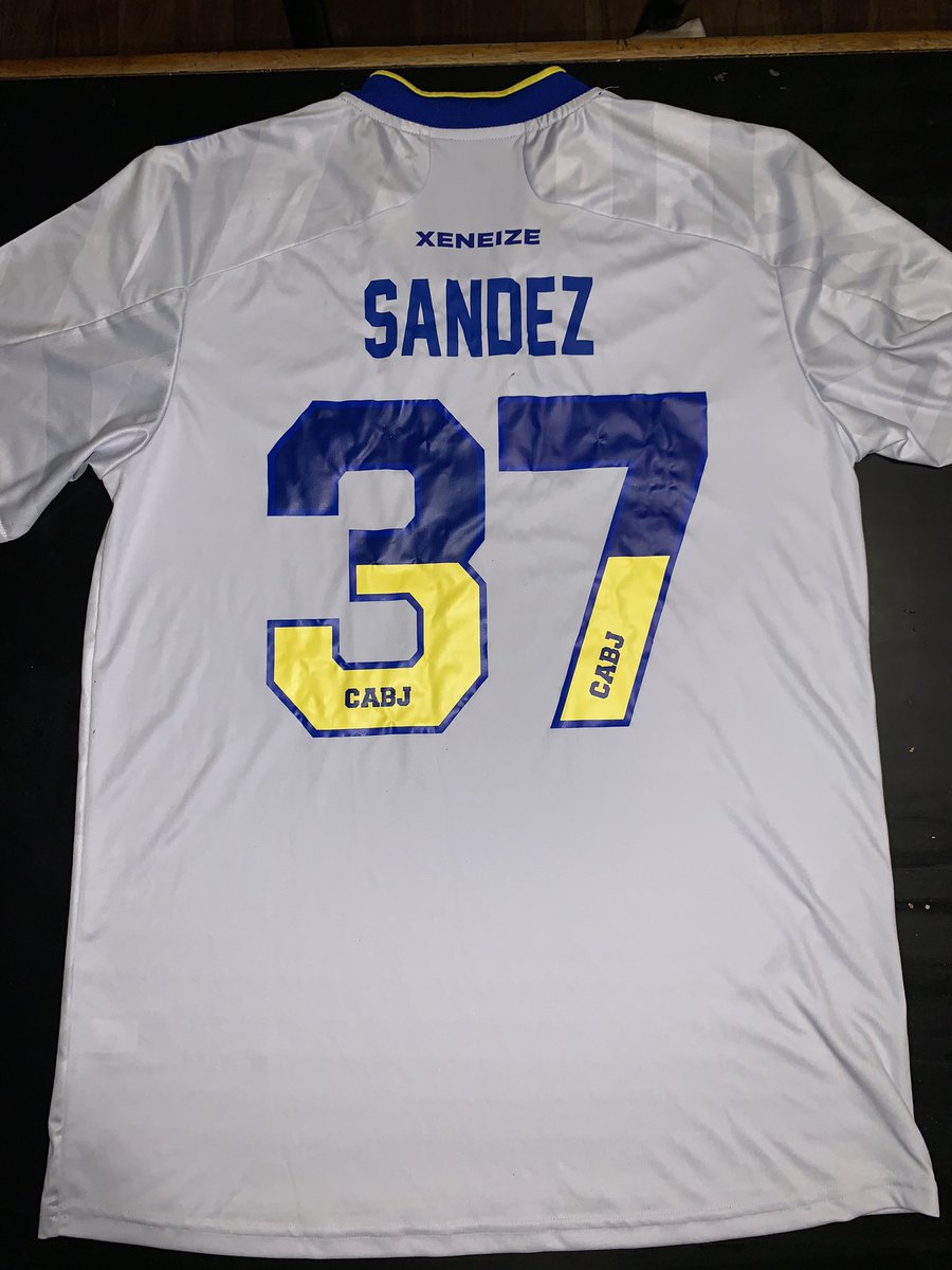 🔥🔥🔥 ¡SORTEO!

👉 ¿Querés ganarte la camiseta original de Sandez? Seguí estos pasos:

• Seguí a @bocapredio y a <a href="/DavooXeneizeJRR/">Davoo Xeneize</a>.

• Etiquetá a dos amigos.

• Dale RT a este tweet.

👉 El 6/12 se anunciará el ganador en este tweet (envío a cargo del mismo).

🤞 ¡Suerte!