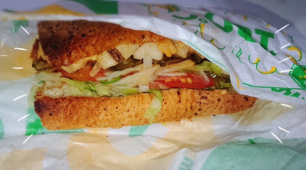 purplecat05's tweet photo. @subwayjp 当選して頂きました～😍ありがとうございました✨
食べごたえがあって大満足でした！
味の感想はどれを食べても全部美味しいしか無いです！
注文するときかなり迷うタイプなので1個1個聞かれなくても良いように事前にチェックシートなどで簡単に注文出来る方法があればいいなーと思いました。 https://t.co/Bok7TsrcvC