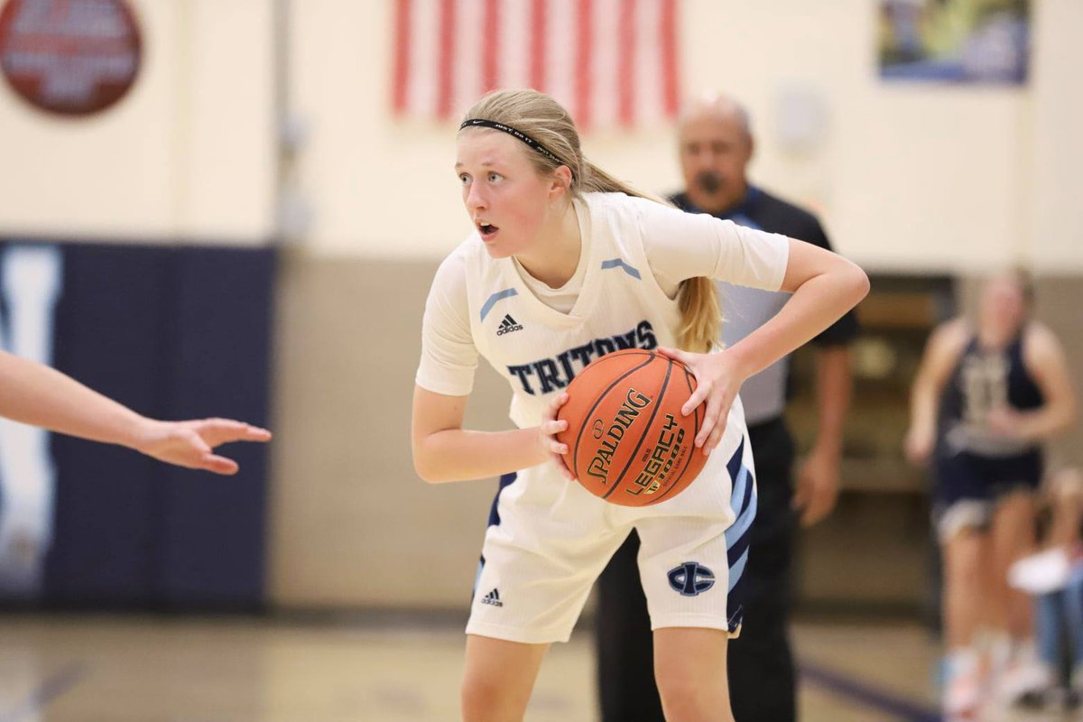 The <a href="/IowaCentralWBB/">Iowa Central Women’s Basketball</a> open <a href="/ICCACSports/">ICCAC Sports</a> play with a win over DMACC, 70-58

ictritons.com/sports/wbkb/20…