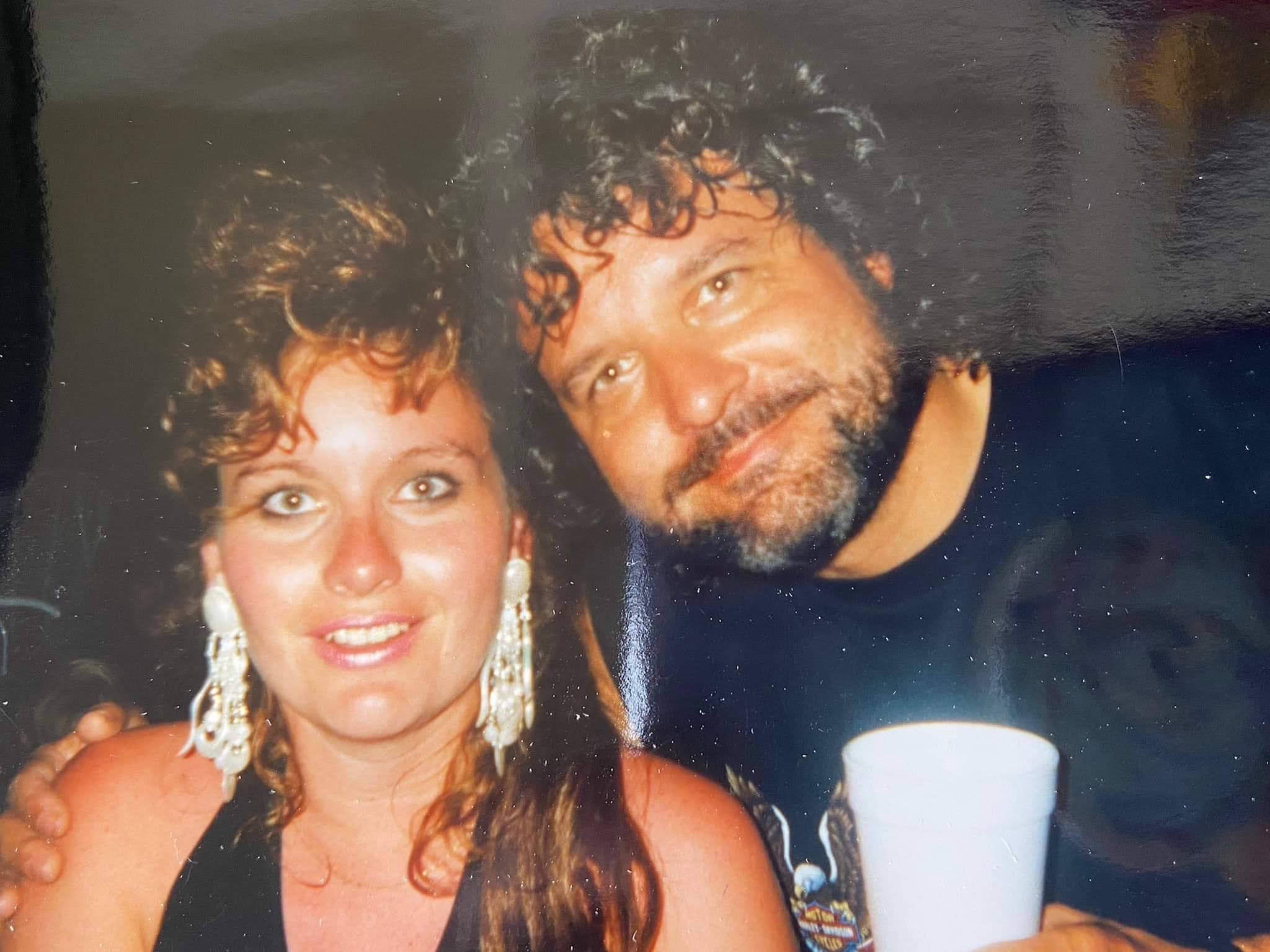   Sunburned & burning for u.. lol so long ago.!! Happy Birthday Eric Bloom !! 