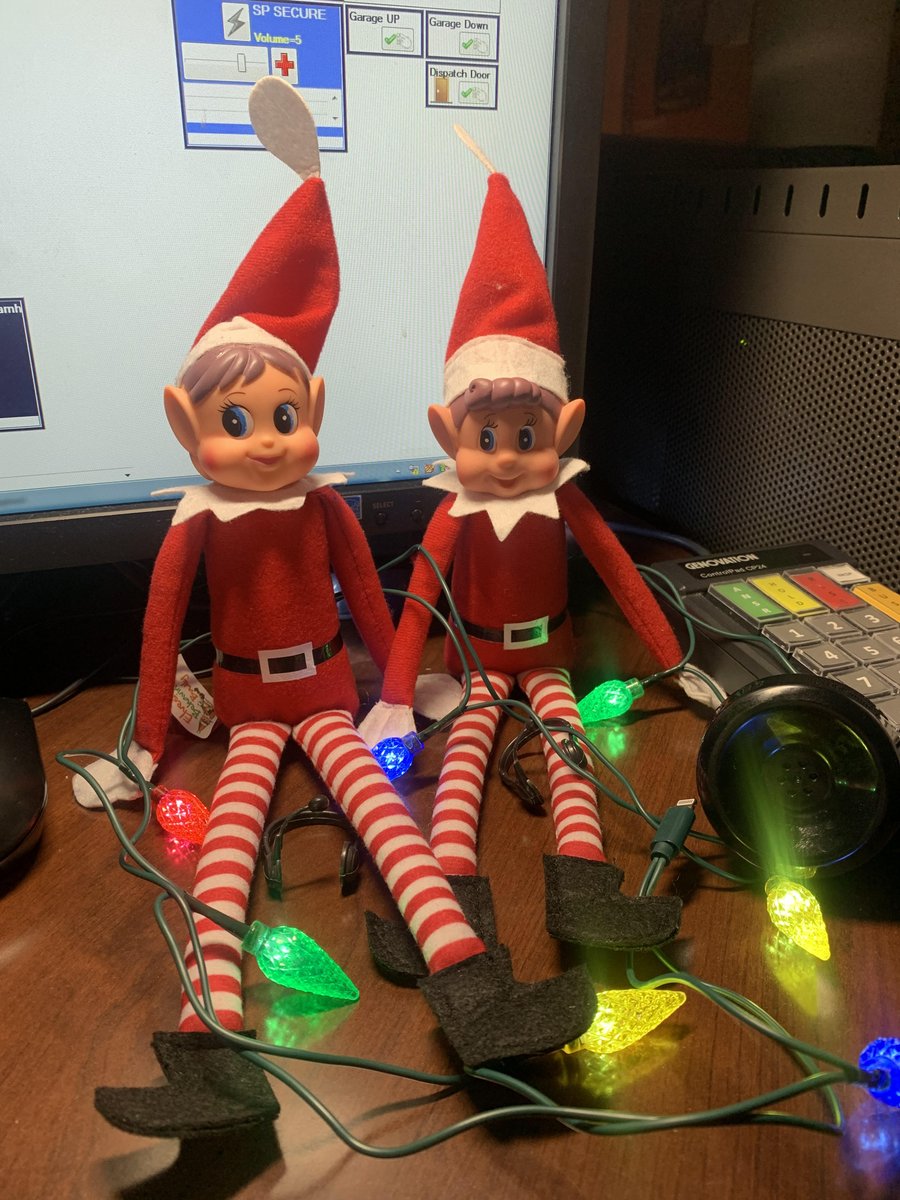 PortlandRCCME's tweet photo. Today, the PRCC welcomed a couple of "consultants" to our ranks.... Kami &amp; Kelvin the Elves. They arrived just in time to celebrate National Christmas Light Day!! Check back throughout the month of December to see how their "consulting" goes!!  #elfindispatch #christmaslights https://t.co/jajQ4omY3e