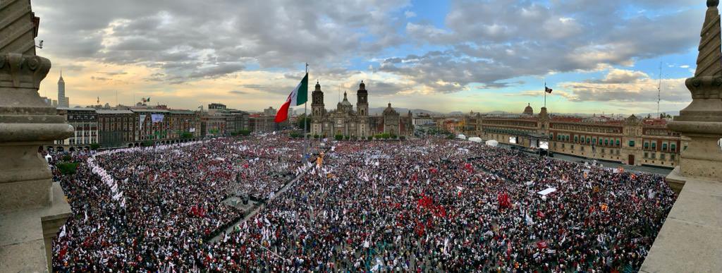 martibatres's tweet photo. Ante un Zócalo desbordado, el Presidente de la República, @lopezobrador_, dio un Mensaje a la Nación que demuestra el profundo cambio que ha vivido México en los primeros tres años del sexenio. Una base formidable para comenzar la segunda mitad. L@s mexican@s estamos listos. https://t.co/2rO3xuA69Y