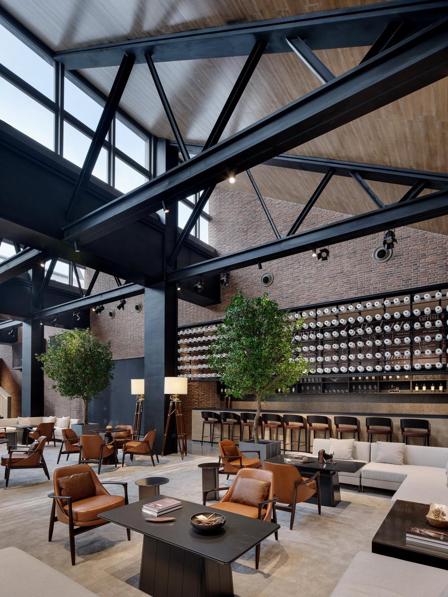 YIandMU's tweet photo. Jinan Bocuiminghu Textile Culture and Arts Exhibition Hall
After all the design and renovation, we imagine the former 4th National Cotton Factory will continue to stand the tests of the ages and the liveliness of this world. #interiordesign  #architecture #art https://t.co/VNZUVZg9g6