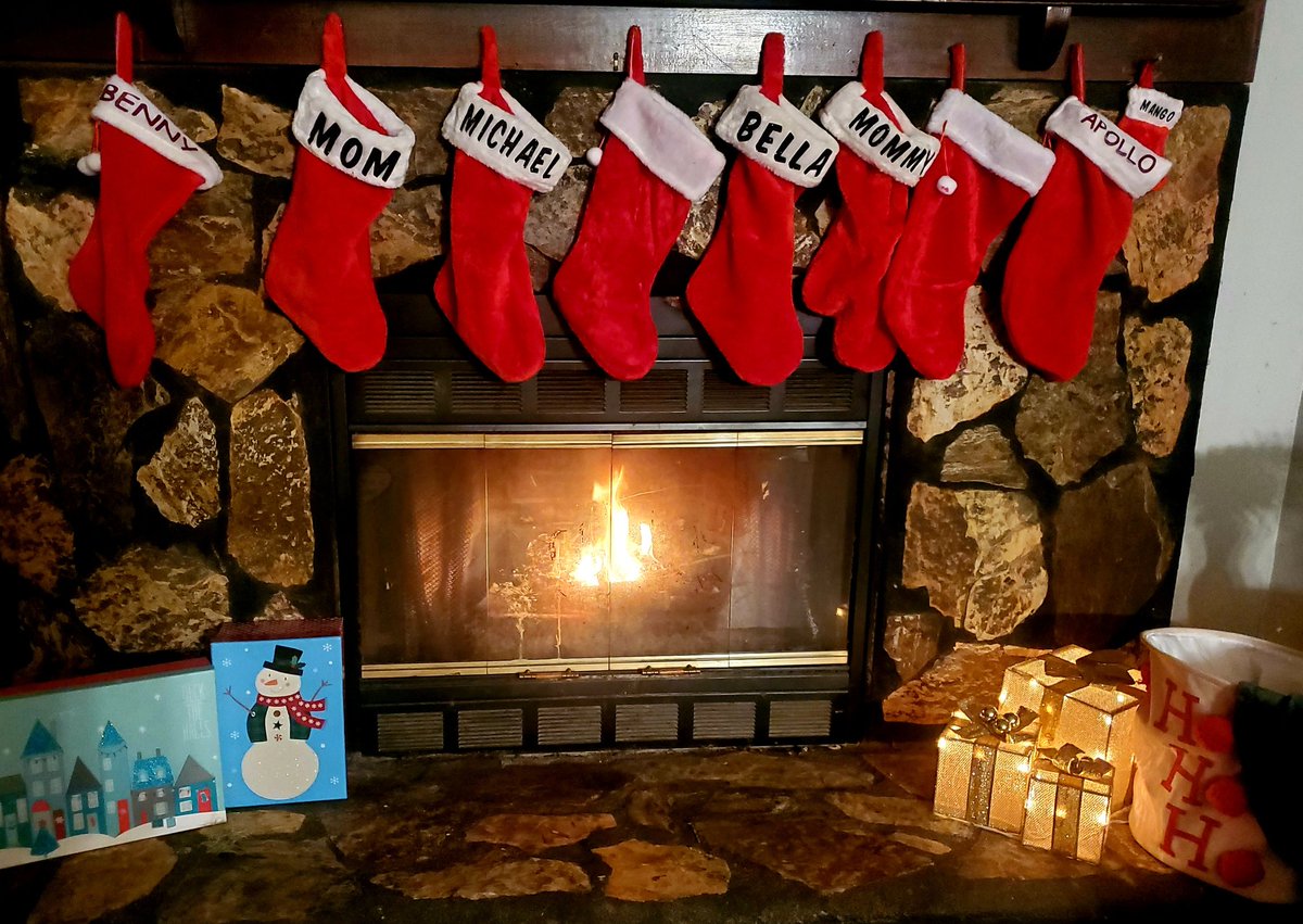 THDEileenMarie's tweet photo. When you told your kids that ONE night a week ago it was cold in FL, that we should have had a fire..and they remind you of it tonight..when the ac is on and its 65 degrees out..soo the AC is still on and now we also have a fire going 15yo for the nagging and persistance win..ugh https://t.co/zIlWbdIDaL