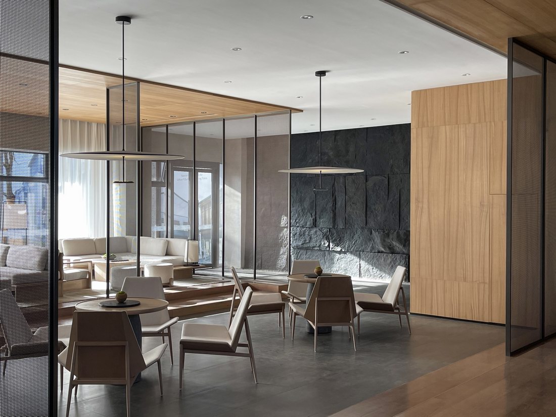 YIandMU's tweet photo. HANWANG TINGQUAN SMALL TOWN
The lifestyle and arts lounge by YI+MU is a three-story building among the project’s commercial lane. The interior space is based on the concept of well-being, with references to the profound culture of the Han dynasty.#interiordesign #architecture https://t.co/Yn6HBzrsiW