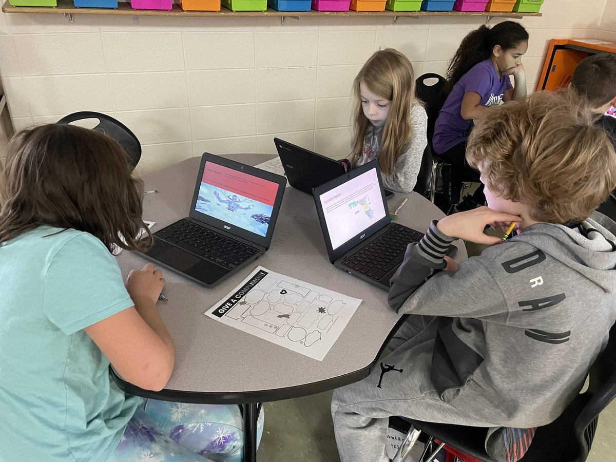 KristinPerica's tweet photo. Sometimes we just have to give kids the reins and they can do amazing things 🙌🏻 I am blown away by the informational feature articles my students created on google slides #EveryKidIsAnExpertAtSomething #KidsAreSoCreative #OHBetterTogether @PrincipalWinkle https://t.co/srpkLFpVZ4