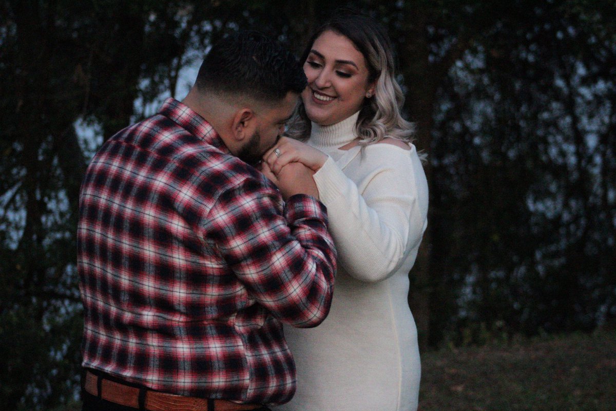 Fernanda_Anahii's tweet photo. Only one month away from our wedding! ♥️ https://t.co/AXbFpggpoL