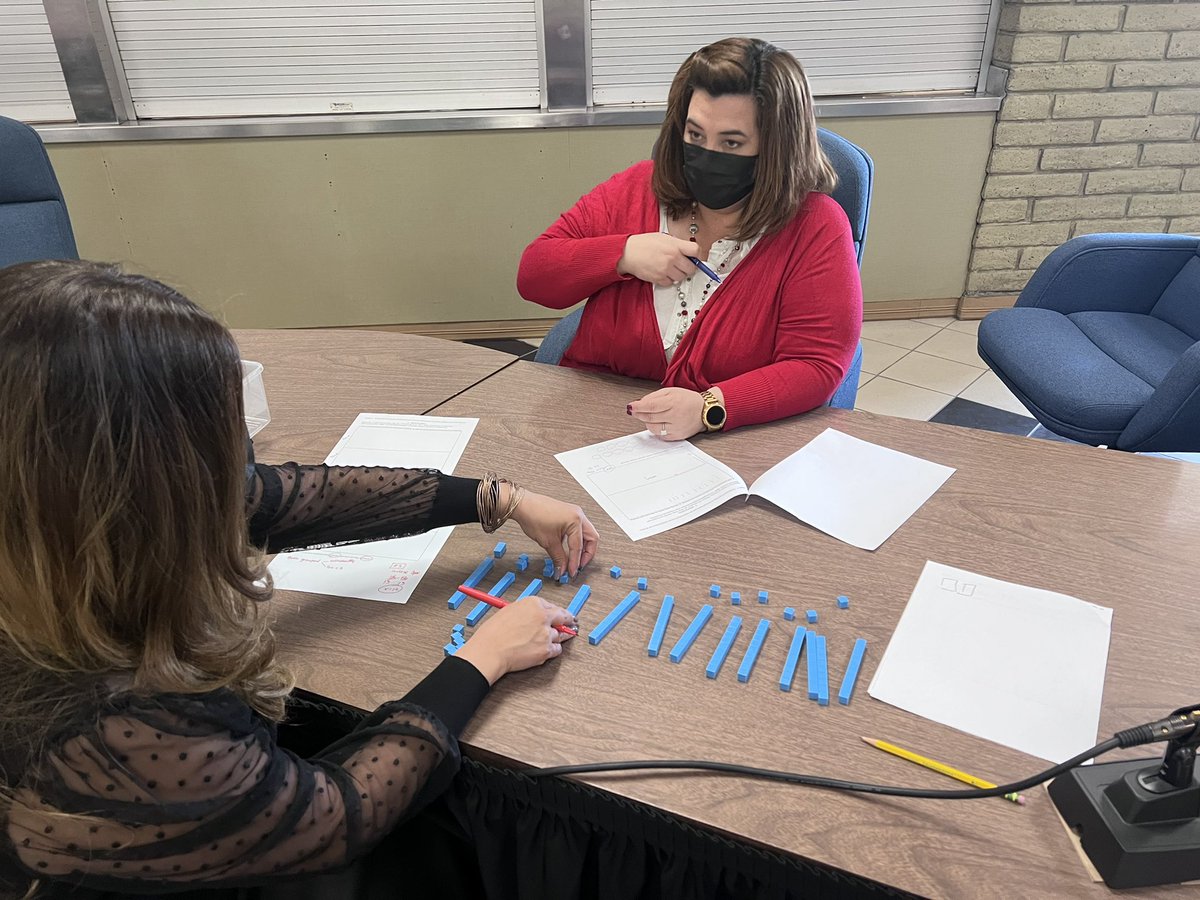 Dr_RebRod's tweet photo. Going deeper with our district wide focus around CGI. Principals and coaches defining collective commitments and look fors. Great learning today at our principal meeting #SWSD @dr_gonzales https://t.co/sGuQqMWKMl