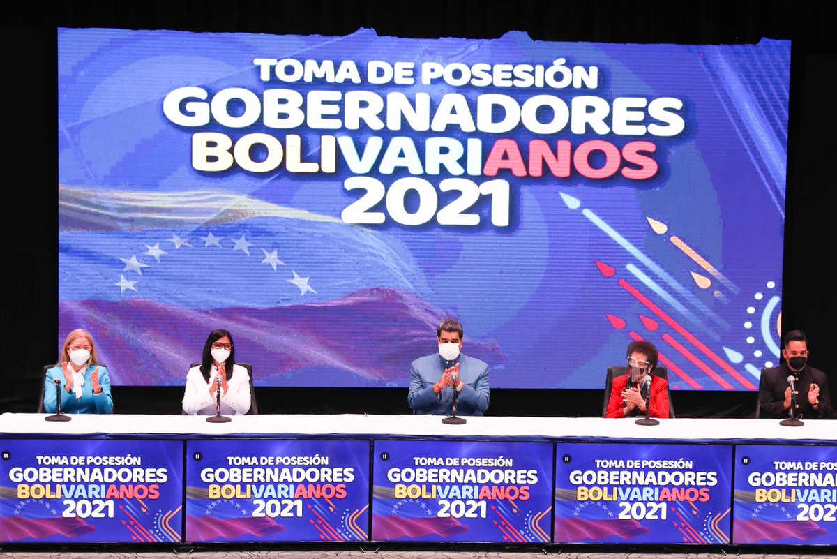 NicolasMaduro's tweet photo. ¡Tenemos las metas claras! Vamos a una jornada amplia de planificación nacional, a establecer prioridades para una agenda concreta de acción que busque victorias tempranas, mejorando los servicios, asegurando el crecimiento económico y los planes sociales que atiendan al pueblo. https://t.co/6EP9seeVai