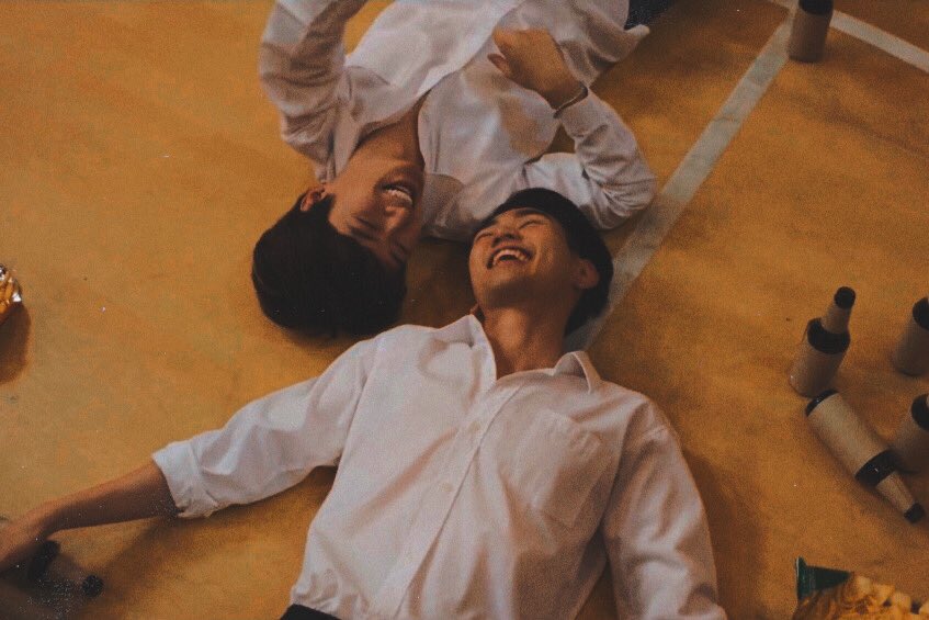 kristfilms's tweet photo. "we just love each other. what's not right about that?" [ #บทกวีของปีแสง #KristPerawat ] https://t.co/hZq8n7WfID