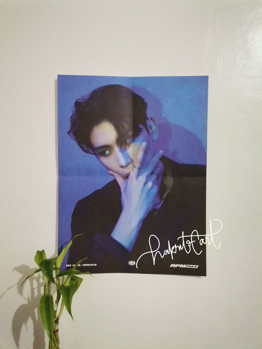 dearestseokwoo's tweet photo. wts/lfb

‼️ REPRICED SF9 TAEYANG 9LORYUS, RPM MAX &amp; ZERO PHOTOCARDS + FOLDED POSTER + ID CARD ‼️

‼️ GET ALL FOR: 1000 PHP ONLY 

🗯️ all in mint condition
🗯️ onhand and ready to ship!
🗯️ strictly PAYO

pleek get them need funds 😭

💌 reply/dm to claim!

- gcash
- sco/ggx direct https://t.co/2cOYRnVQ06