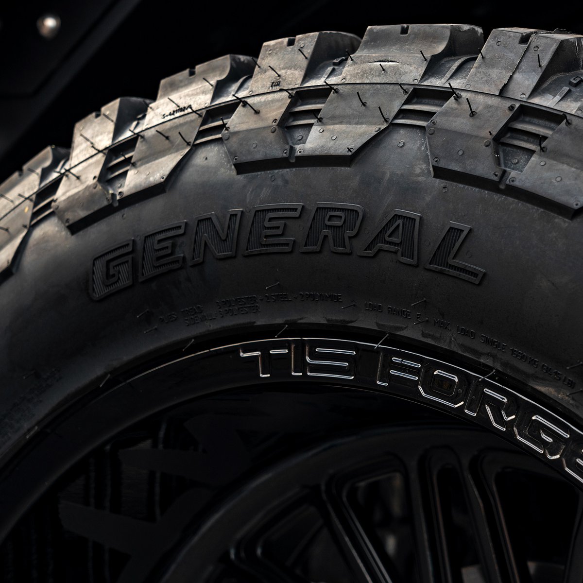 .<a href="/GeneralTire/">General Tire</a> Jeep Wrangler JKU on 37x13.50R20LT #GrabberX3 #GeneralTires #AnywhereIsPossible youtube.com/watch?v=R2iji-…