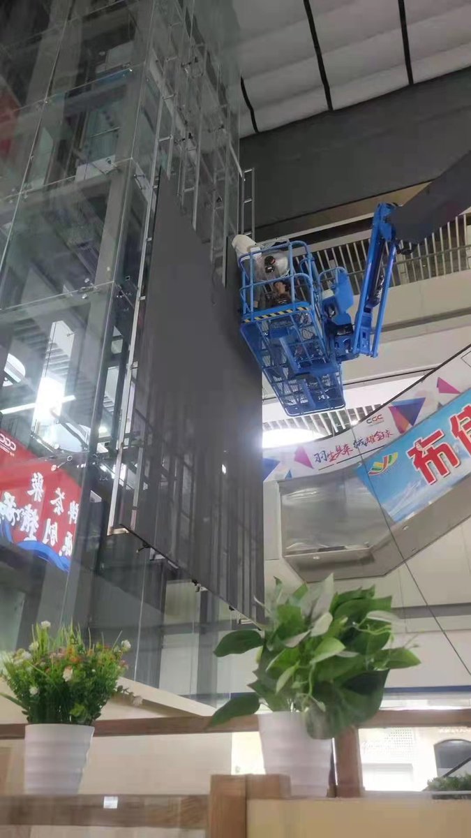 Indoor Transparent LED Display 
Suitable place: shopping mall,chain store,office,stage or any place has window
Pitch: P2.8-4.6, P3.91-7.82, P7.81-7.81, P10.4-10.4
Brightness: 1000-5000nits    
Cabinet size: 1000mm*500mm/1000mm*1000mm
Whatsapp/skype/wechat:
+86 13640601168