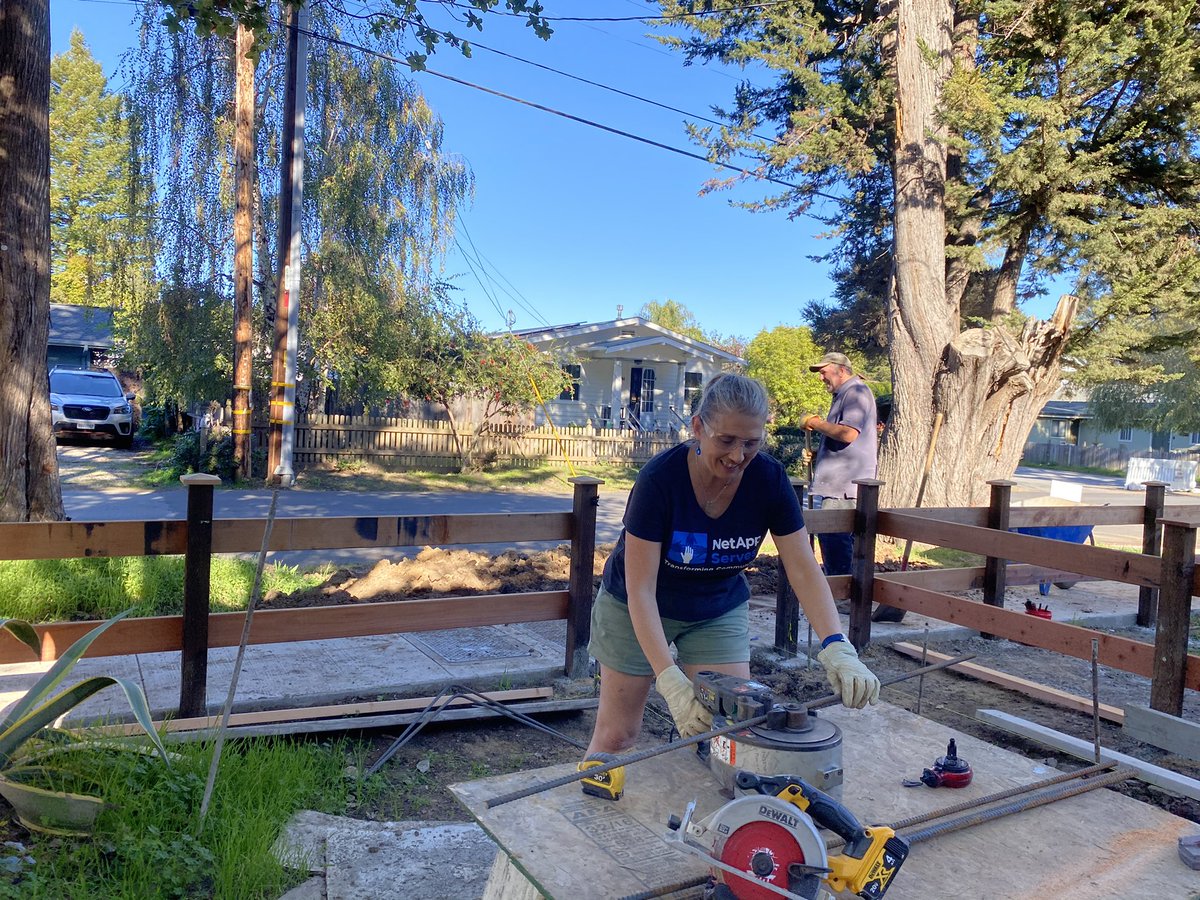 aproca's tweet photo. So grateful to have the opportunity to donate time through work to help construction for low affordable housing in Santa Cruz. Bonus: learning to bend rebars. Fun! #NetAppServes @LifeAtNetApp @HabitatSCMBay https://t.co/rqD2hSt585