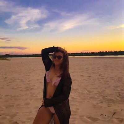 thailyisabel02's tweet photo. #NuevaFotoDePerfil https://t.co/aAJIxd9Jo1