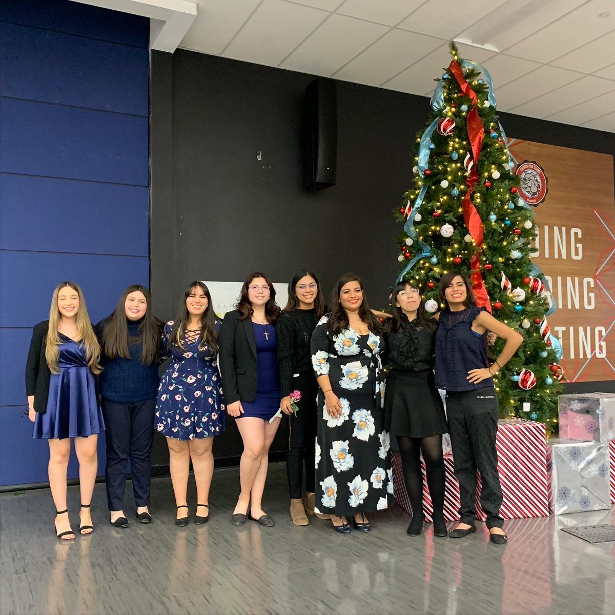 socorronhs1's tweet photo. Congratulations! May this school year bring out the best in each and every one of you. We cannot wait for the many opportunity and adventures that are to come. Thank you to our NHS families and friends for attending our ceremony. @rdiaz_shs @Socorro_HS @mnperales https://t.co/XUD9Hq1tVh