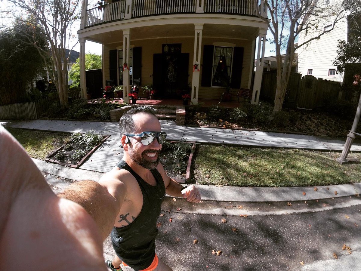 JoeWillyWalker's tweet image. Today’s shenanigans involved a lovely run through River Ranch! #running 

1mi warm up
Mile 2 at 7:45
Mile 3 at 7:15
0.65 Cool down