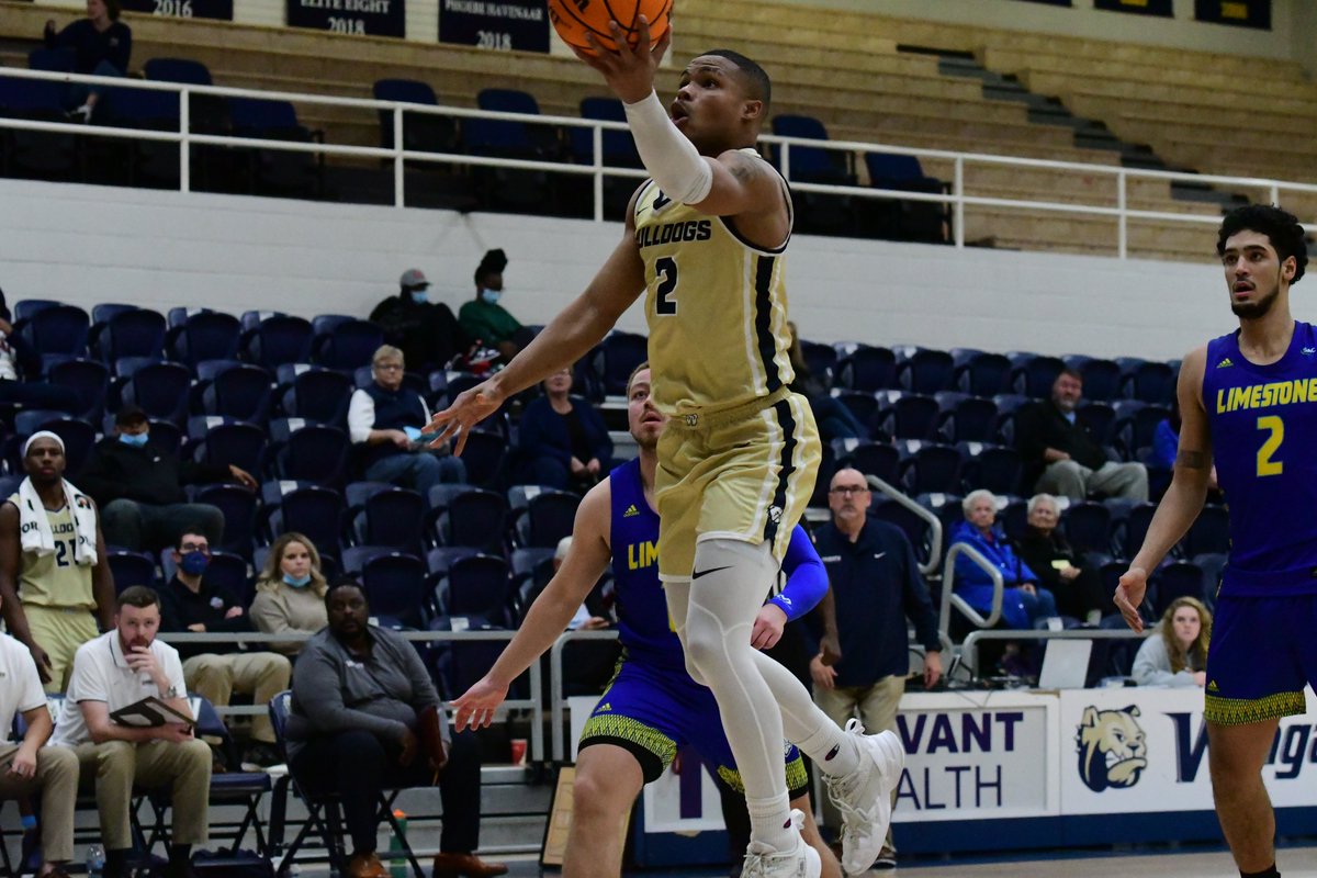 BULLDOGS WIN!!!!!

<a href="/WingateMBB/">Wingate Men's BBall</a> takes down Limestone 82-80!

Wilson had 22 points; Cottingham added 20 points, Pringle had 12 points &amp; 8 rebounds!

'Dogs move to 6-2 on the year!

#OneDog