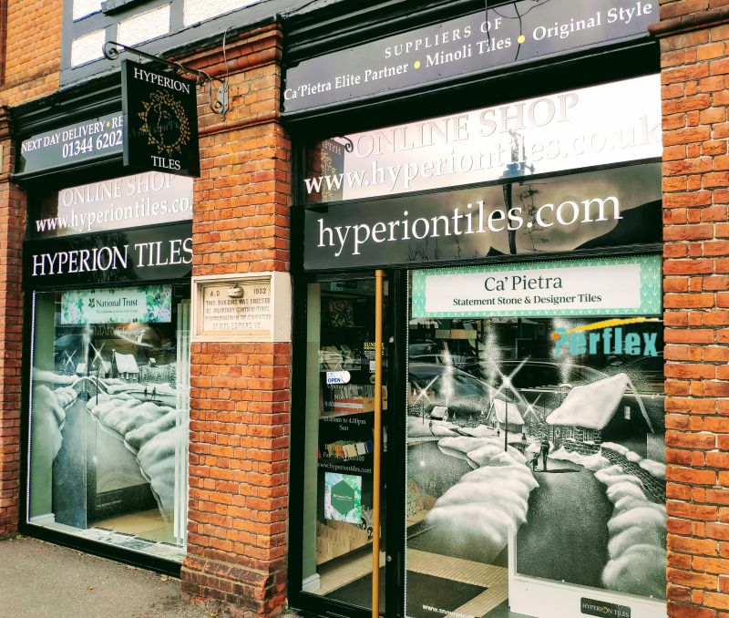 Perflex is now available from Hyperion Tiles Ascot.
Pop in and have a browse of their amazing showroom and have a chat with Richard
You can view and buy the products on their website here
hyperiontiles.co.uk/perflex-epoxy-…
Take a look at their huge range of stunning tiles too.