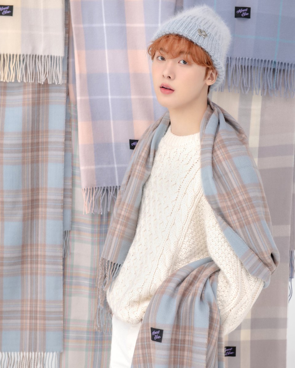 almostblueseoul's tweet photo. ALMOSTBLUE X YOON SANHA
21WINTER ‘DREAM VOYAGE’⛵
⠀
따뜻하고 소프트한 터치감의 앙고라 비니와 깔끔한 디자인의 블러쉬 머플러🌼💙
⠀
BLUSH CHECK MUFFLER - SUNSET OCEAN
ANGORA BEANIE - ASH BLUE
⠀
▶ https://t.co/E3EfYZtGoA
⠀
#얼모스트블루 #ALMOSTBLUE #윤산하 #YOONSANHA https://t.co/s2WJmH0jKe