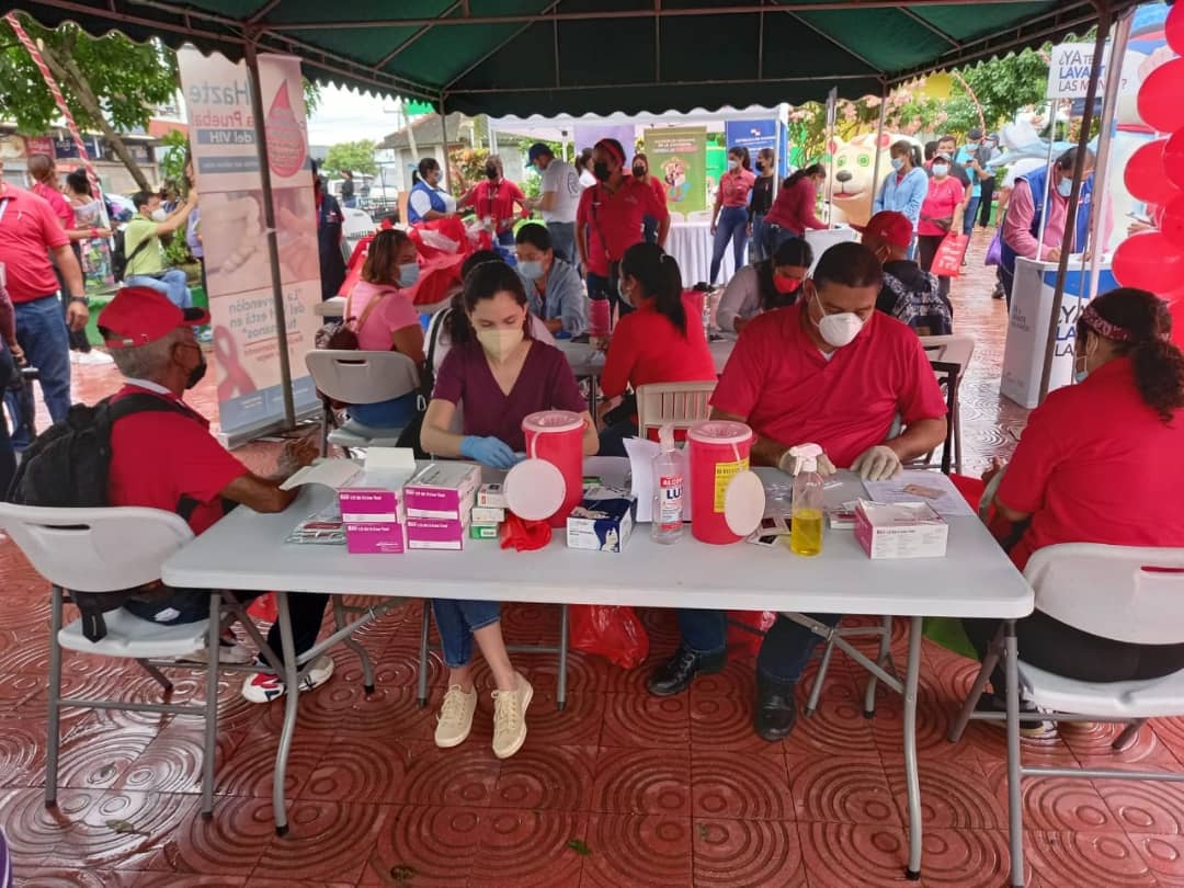 ANHPanama's tweet photo. A pesar de no contar con el apoyo financiero del @MINSAPma Seguimos LIDERANDO la respuesta al #VIH en #panamaoeste a las #poblacionesclaves y respaldando las acciones de la @clampanamaoeste @OnusidaLatina @educasexualyrep @cdhpanama @mcdpanama @cimufpanama @CeliaPma @ipdhpanama https://t.co/66pdSkWgth