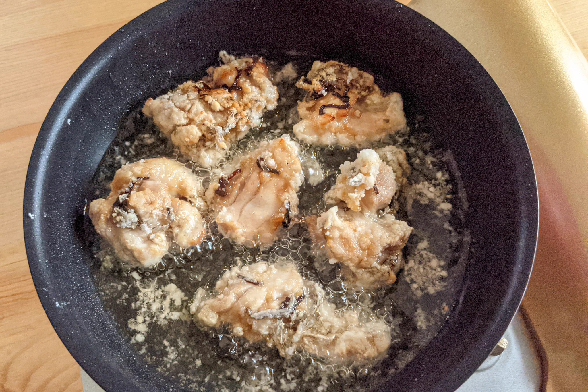 塩昆布の旨味でより美味しく仕上がりそう！とっても美味しそうな唐揚げレシピ！