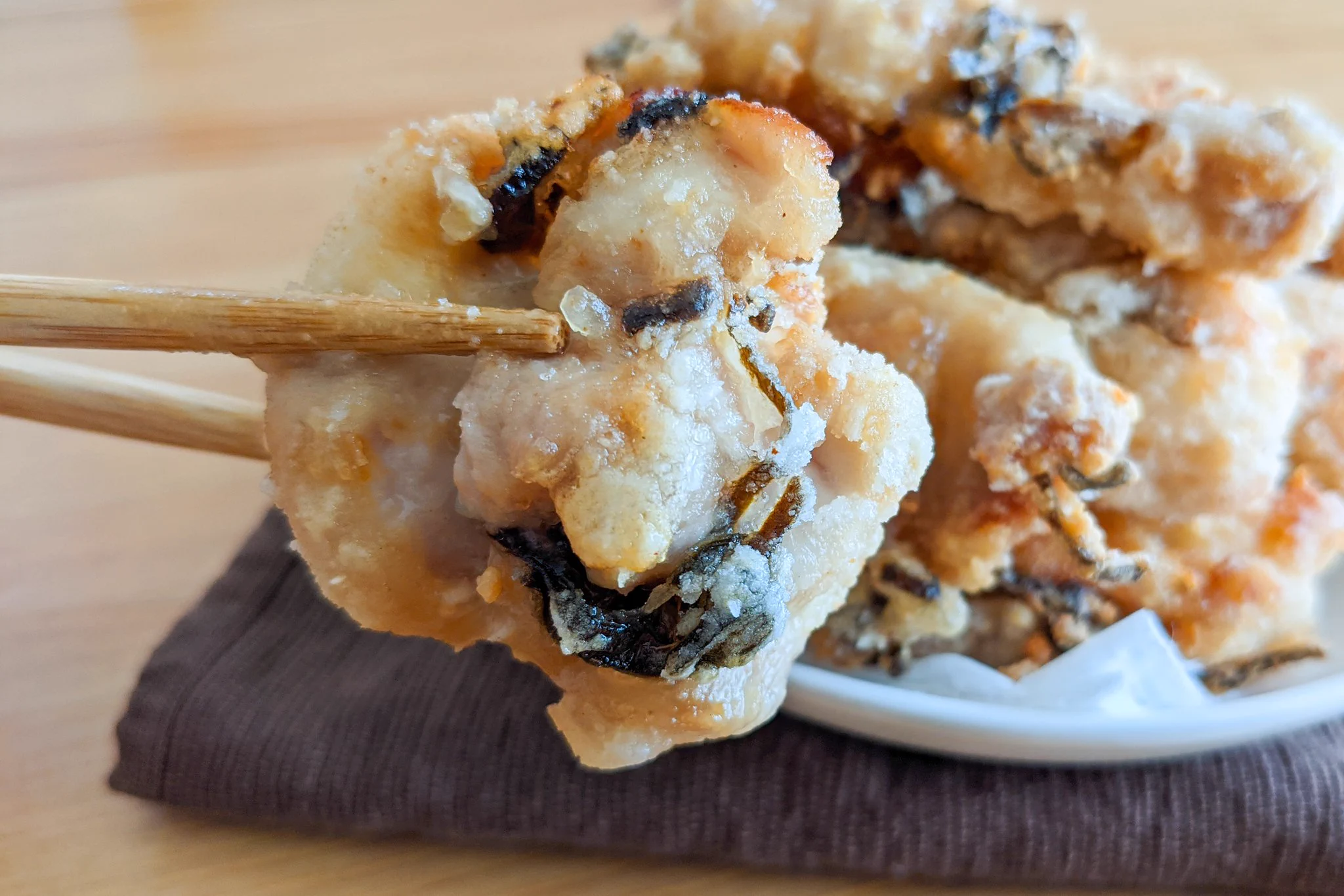 塩昆布の旨味でより美味しく仕上がりそう！とっても美味しそうな唐揚げレシピ！
