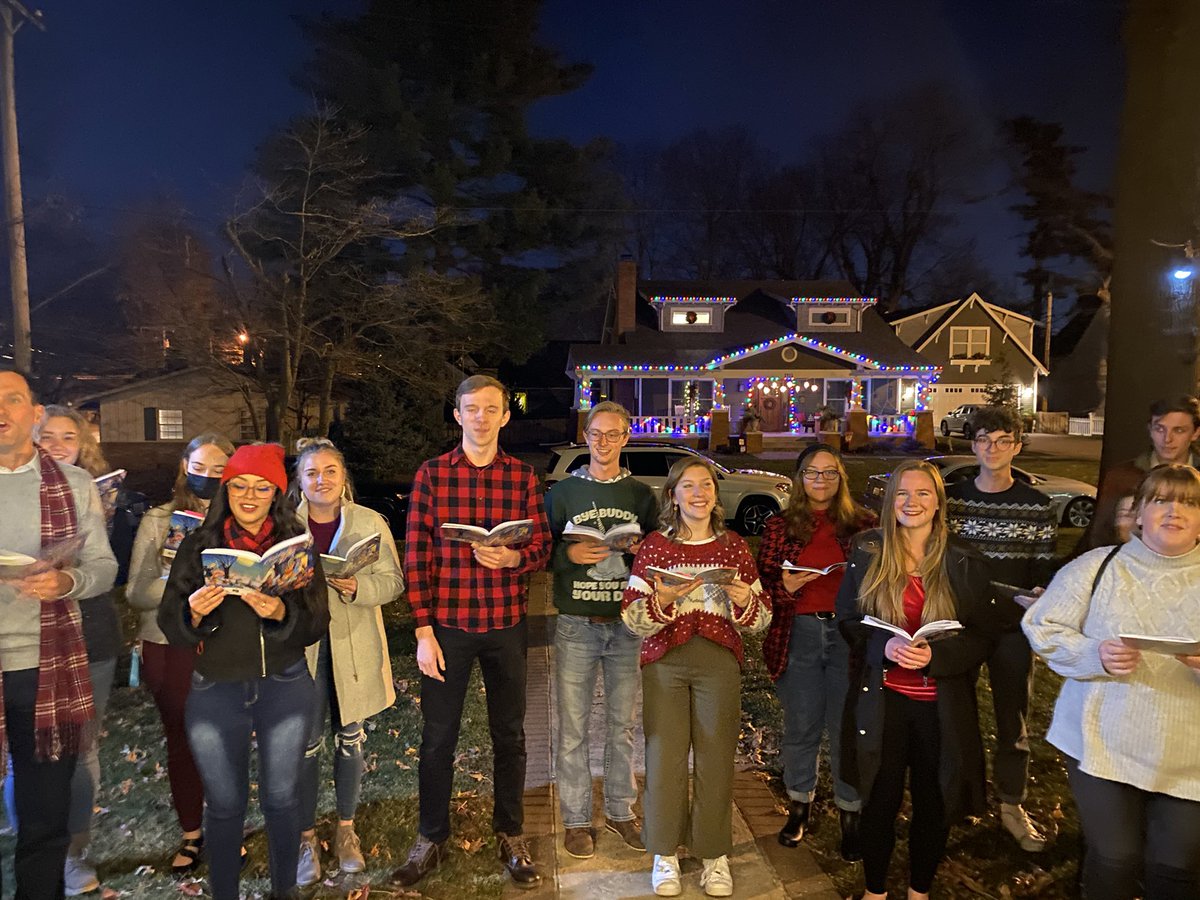 ClifSmart's tweet photo. The @MissouriState Chorale sang Christmas carols at our neighborhood party tonight and they were fabulous. You can make this happen at your party next year by bidding on them at next years Choral Gala. 🎼 https://t.co/fn8gMqlJy0