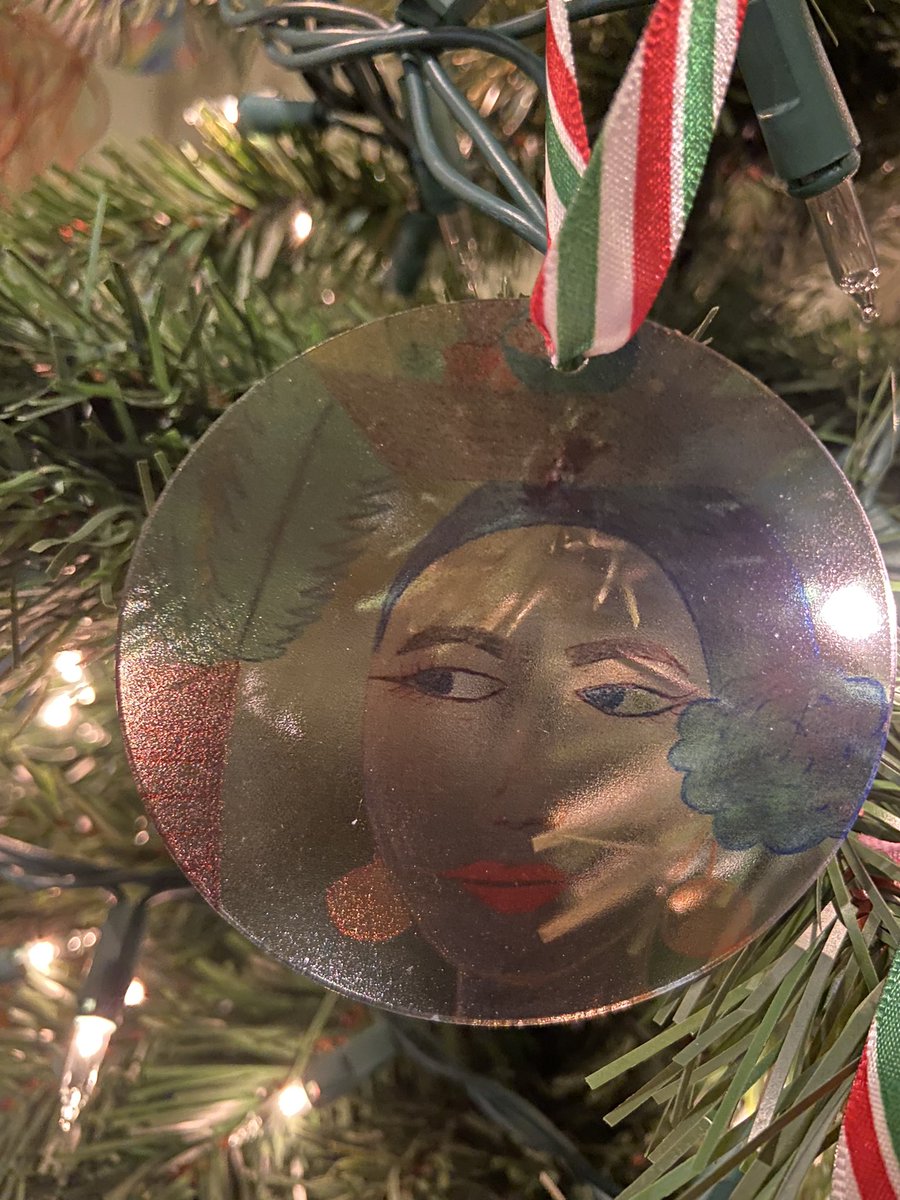 ohmylowla's tweet photo. Love my Christmas Ornaments #contempoafricano #art 
https://t.co/0yJjxyploC https://t.co/cHdsYednA5